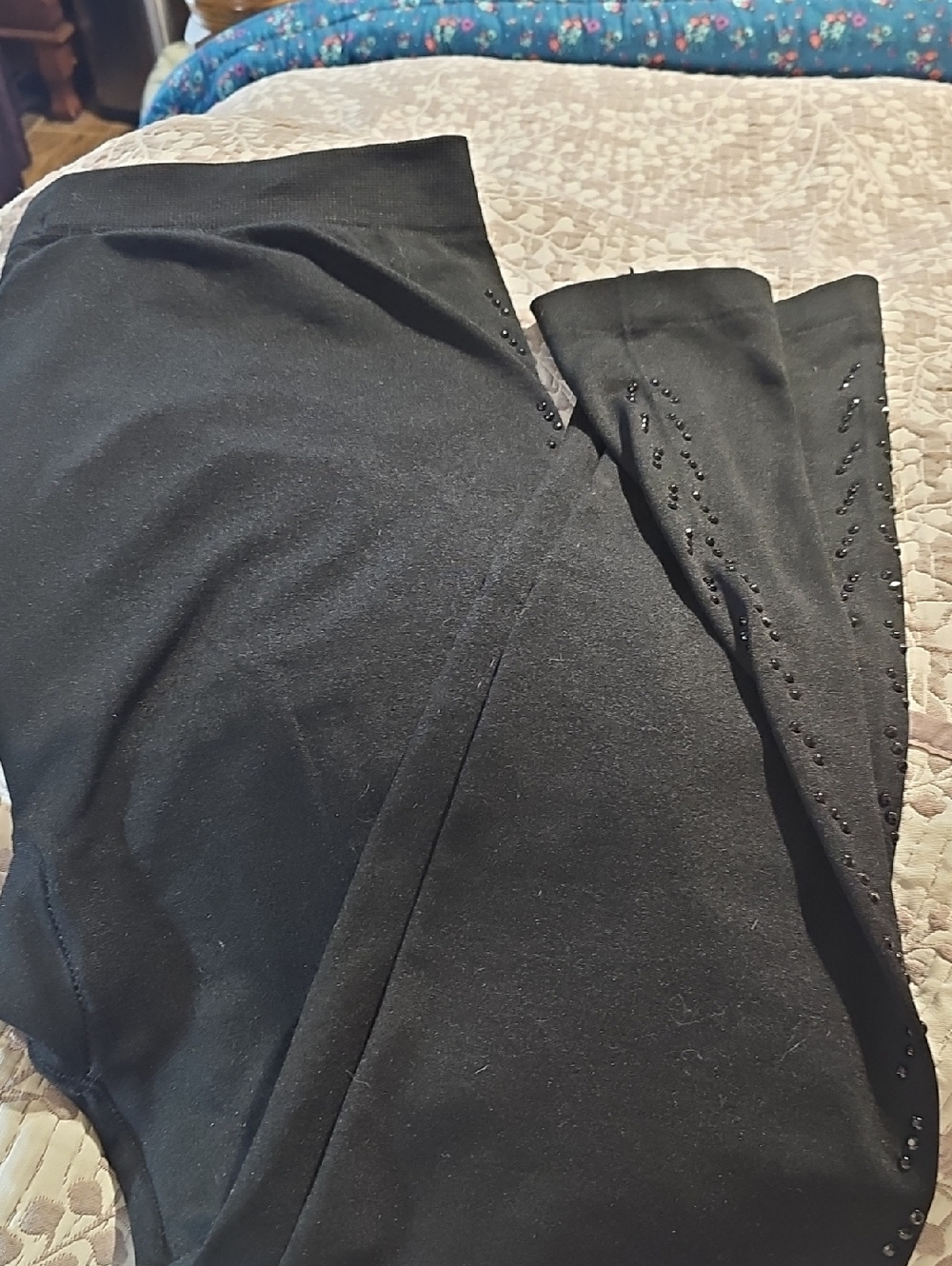 Avenue Black Knit Leggings with Subtle Hem And Side Detail With Diamond stones